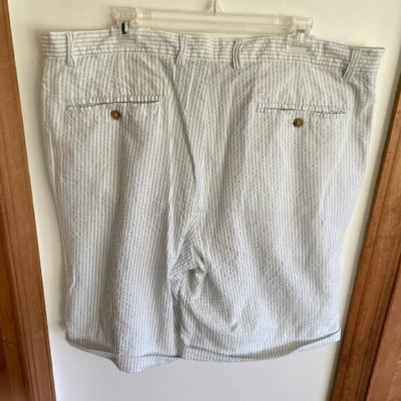 ORVIS Seersucker Cuffed Flat Front Shorts Blue & White Stripe - Picture 9 of 15